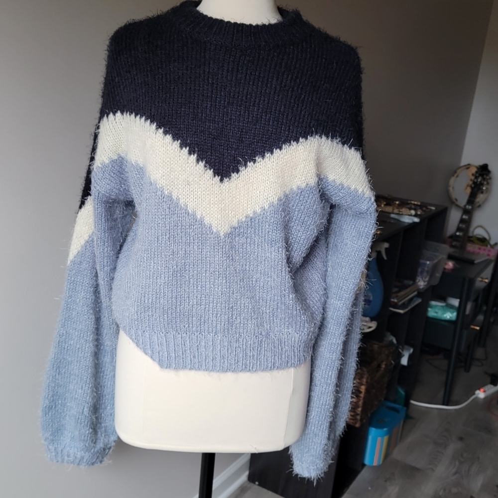 Vestique Chevron Knit Sweater - Navy and Light Blue